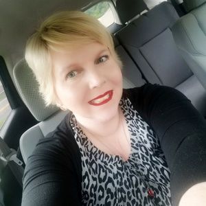 Meet your Posher, Kim